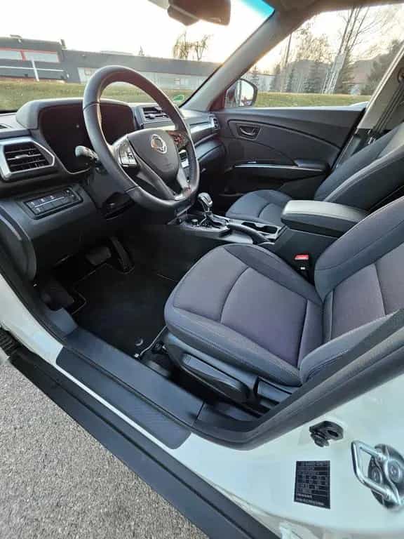KGM Tivoli Essential 2 WD 6-Gang Automatik 09/2025-photo-7