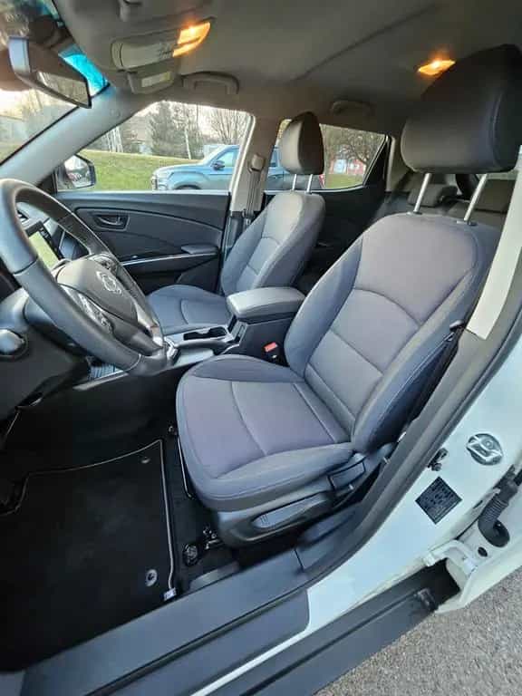 KGM Tivoli Essential 2 WD 6-Gang Automatik 09/2025-photo-8