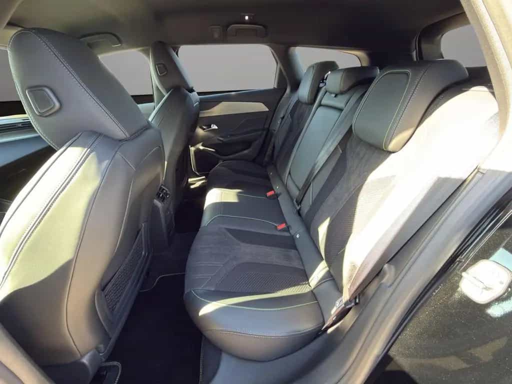 Peugeot 308 Neuer 308 SW GT EXCLUSIVE HYBRID 145 e-DSC6 null-photo-10