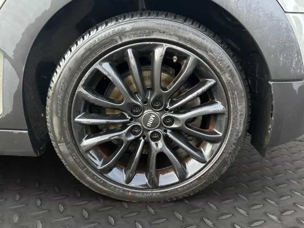 MINI Cooper Clubman 1,5 Chili Panorama LED PDC SHZ 04/2016-photo-11