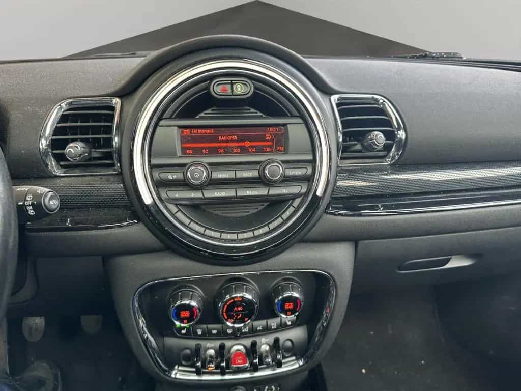 MINI Cooper Clubman 1,5 Chili Panorama LED PDC SHZ 04/2016-photo-9