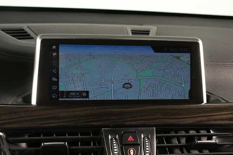 BMW X1 20iA sDr Sport Line LED Navi Leder Kamera 05/2022-photo-9