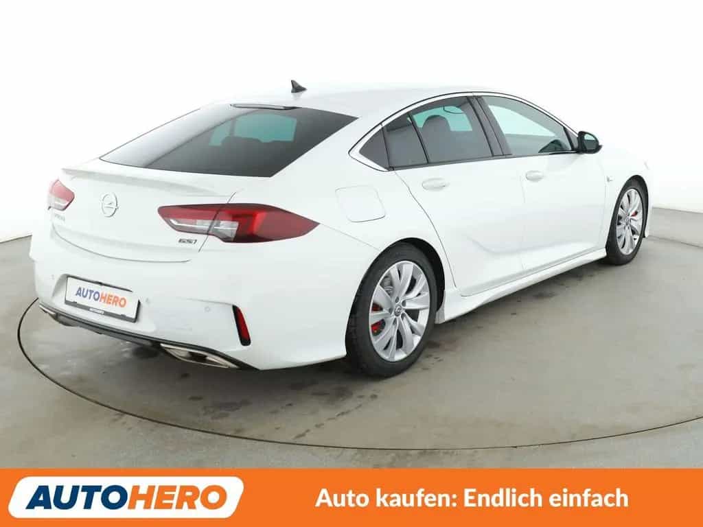 Opel 2.0 CDTI GSi 4x4 Aut.*AHK*NAV*MATRIX*TEMP*360CAM 01/2020-photo-5