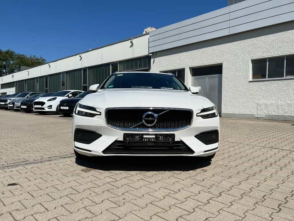 Volvo V60 Kombi B4 Momentum Pro *LED Navi ACC Leder* 12/2020-photo-5