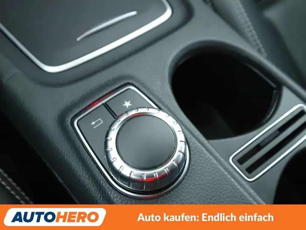 Mercedes-Benz GLA-Class 200 Urban Style Edition Aut.*NAVI*LED*PDC* 02/2019-photo-24