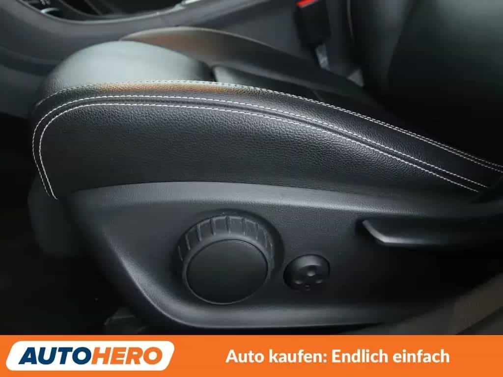 Mercedes-Benz GLA-Class 200 Urban Style Edition Aut.*NAVI*LED*PDC* 02/2019-photo-27