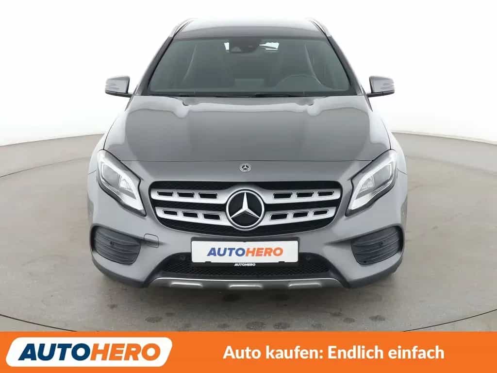 Mercedes-Benz GLA-Class 200 Urban Style Edition Aut.*NAVI*LED*PDC* 02/2019-photo-8