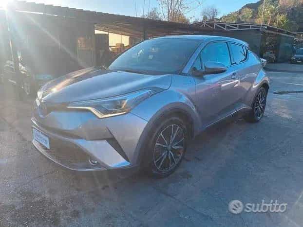 Toyota C-HR ibrida 12/2017-photo-7