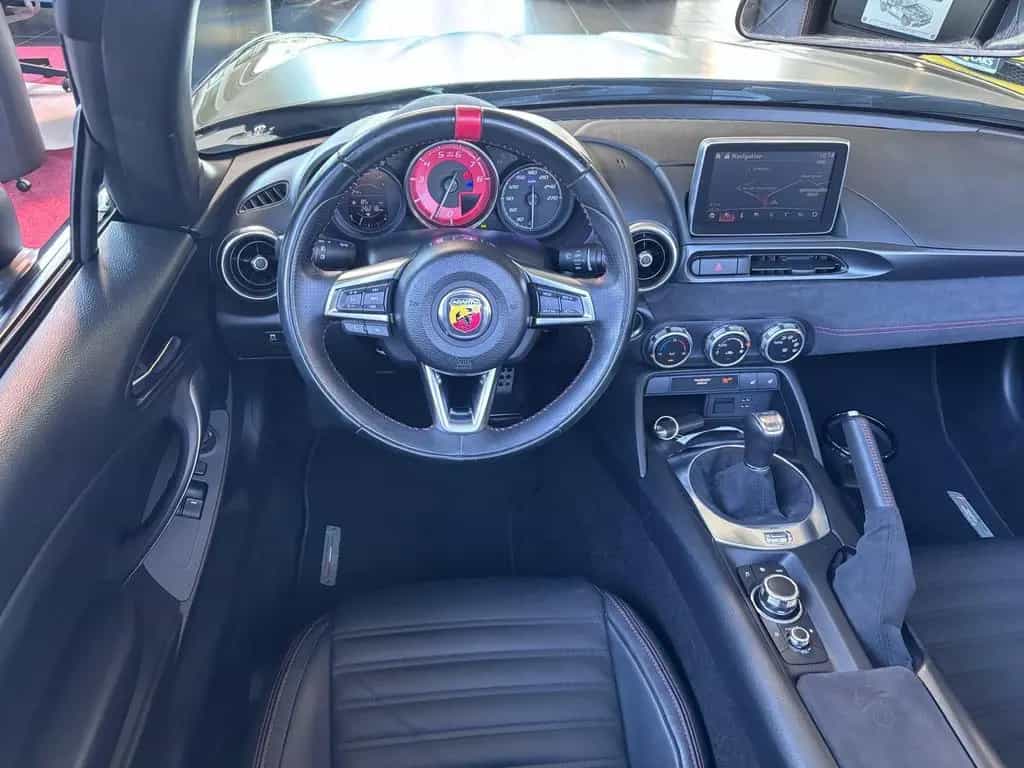 Abarth 124 Spider Navi BOSE LED LEDER ALU 03/2018-photo-15
