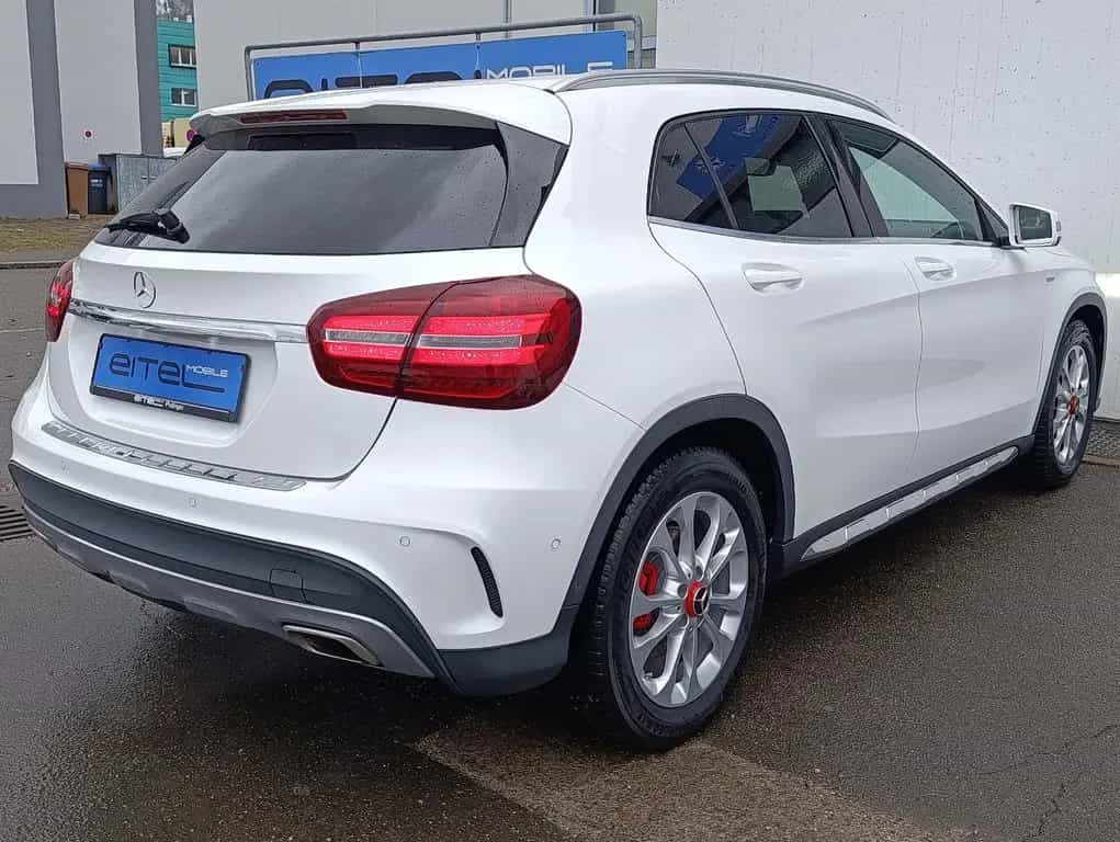 Mercedes-Benz GLA-Class 250 4Matic Urban Style Edition Leder Navi 11/2018-photo-2
