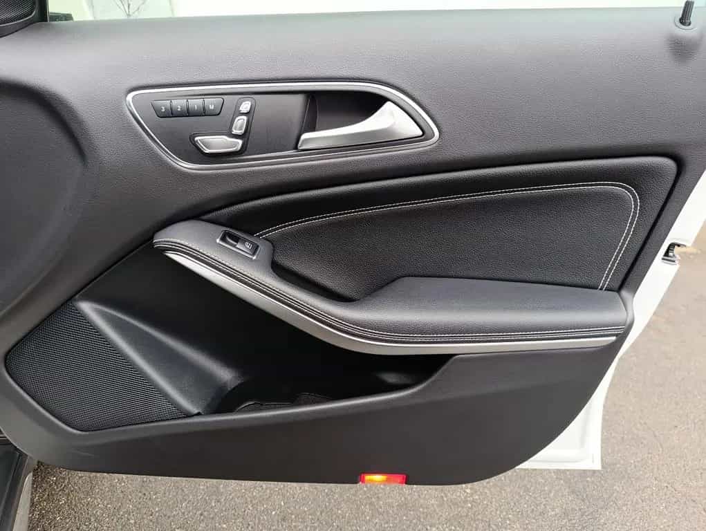 Mercedes-Benz GLA-Class 250 4Matic Urban Style Edition Leder Navi 11/2018-photo-25