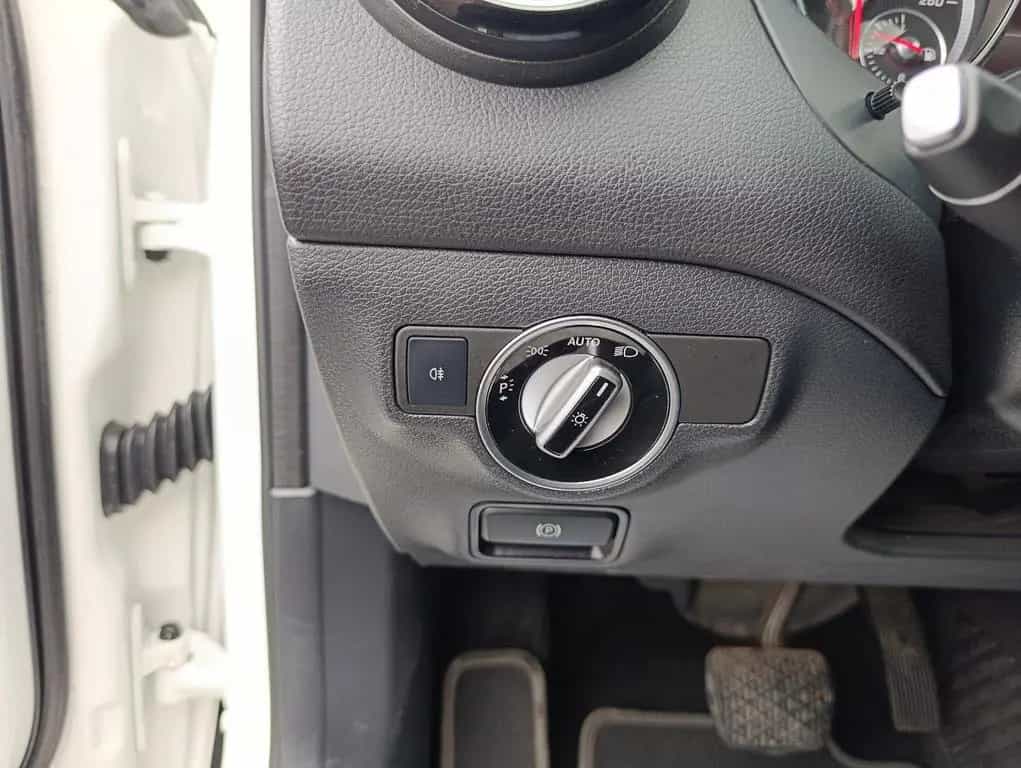 Mercedes-Benz GLA-Class 250 4Matic Urban Style Edition Leder Navi 11/2018-photo-27