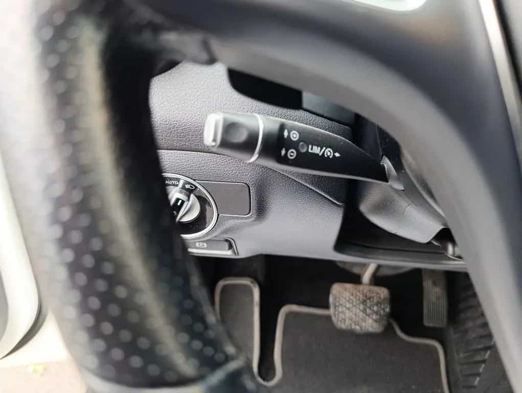 Mercedes-Benz GLA-Class 250 4Matic Urban Style Edition Leder Navi 11/2018-photo-28