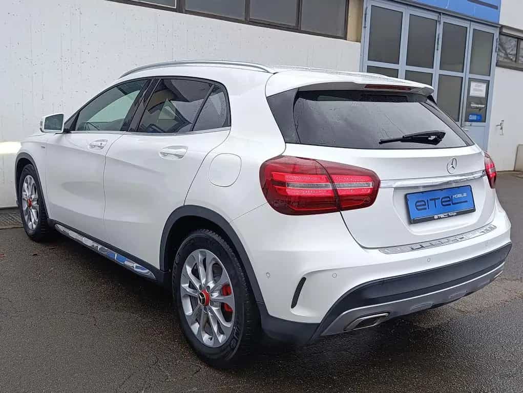 Mercedes-Benz GLA-Class 250 4Matic Urban Style Edition Leder Navi 11/2018-photo-3