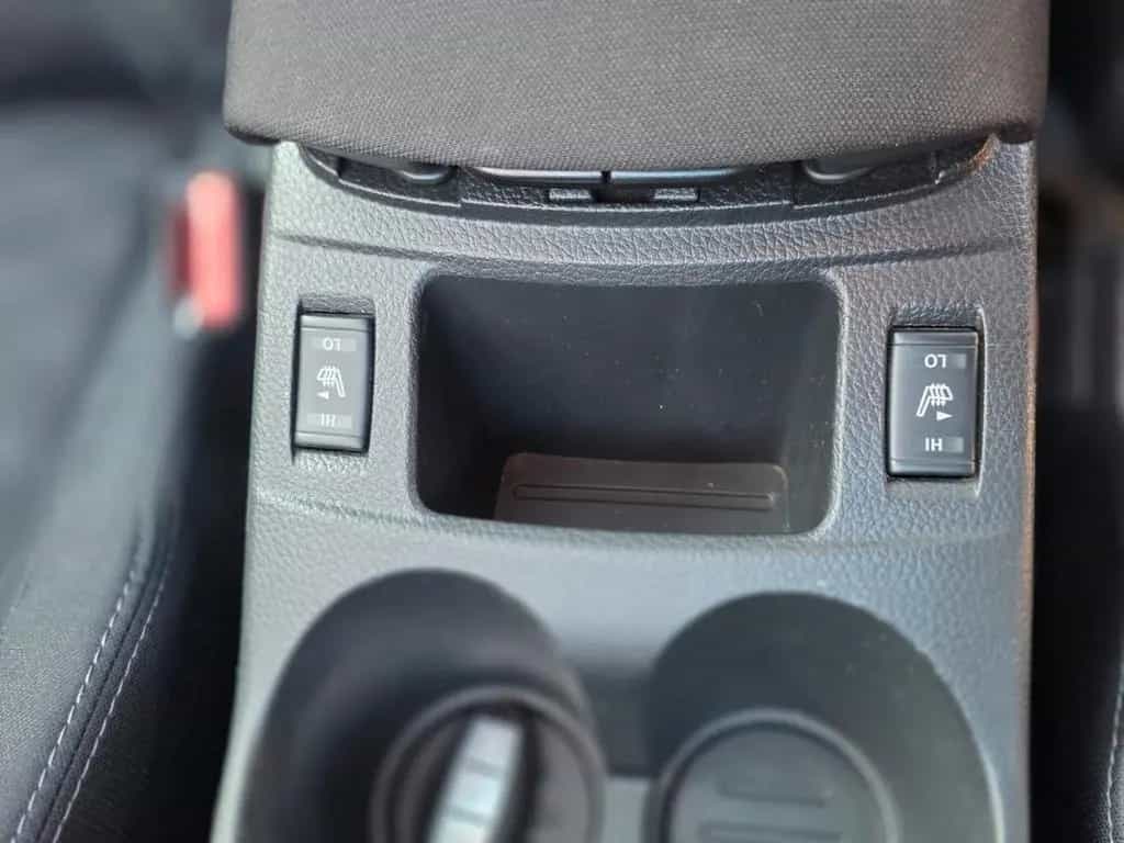 Nissan Qashqai 360° TÜV+KD NEU incl Winterkomplttr. 11/2015-photo-12