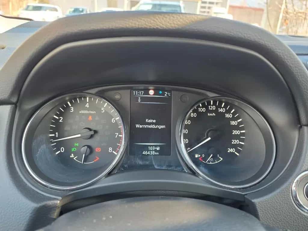 Nissan Qashqai 360° TÜV+KD NEU incl Winterkomplttr. 11/2015-photo-8