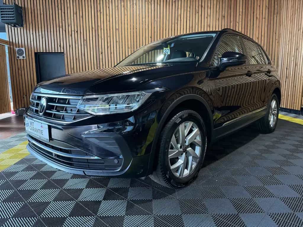Volkswagen Tiguan 2,0 TSI 4Motion Life DSG Navi*ACC*LED*AHK 01/2022-photo-0