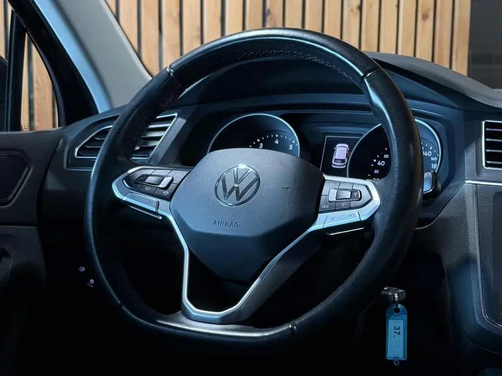 Volkswagen Tiguan 2,0 TSI 4Motion Life DSG Navi*ACC*LED*AHK 01/2022-photo-18