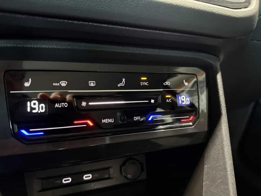 Volkswagen Tiguan 2,0 TSI 4Motion Life DSG Navi*ACC*LED*AHK 01/2022-photo-25