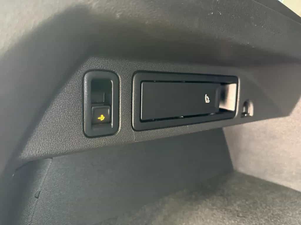 Volkswagen Tiguan 2,0 TSI 4Motion Life DSG Navi*ACC*LED*AHK 01/2022-photo-8