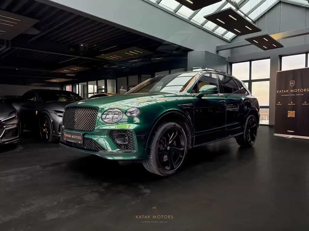 Bentley Bentayga V8/NAIM/PANO/MASSAGE/STANDHZG/ACC/NACHT 05/2023-photo-1