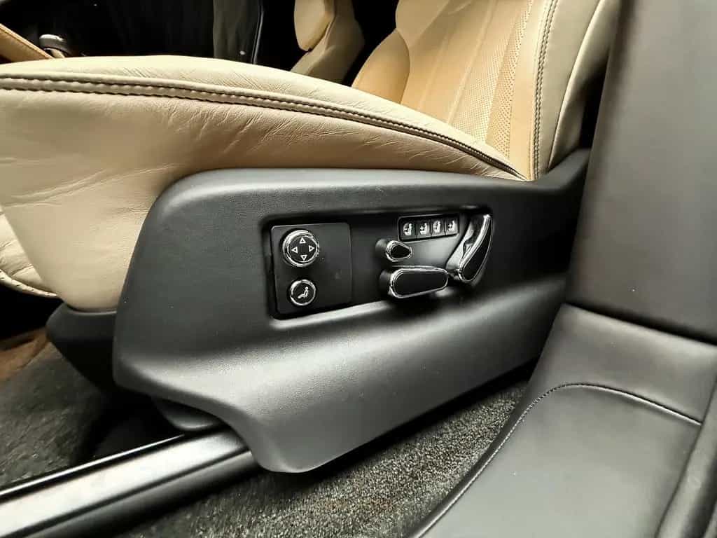 Bentley Bentayga V8/NAIM/PANO/MASSAGE/STANDHZG/ACC/NACHT 05/2023-photo-19