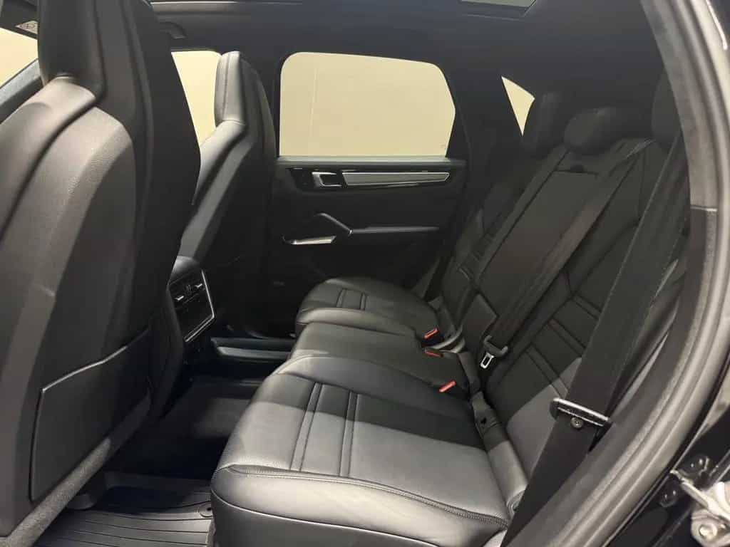 Porsche Cayenne Turbo**APPROVED 02/2027**SPORT CHRONO+** 02/2019-photo-10