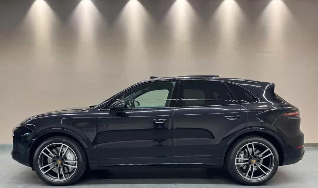 Porsche Cayenne Turbo**APPROVED 02/2027**SPORT CHRONO+** 02/2019-photo-2