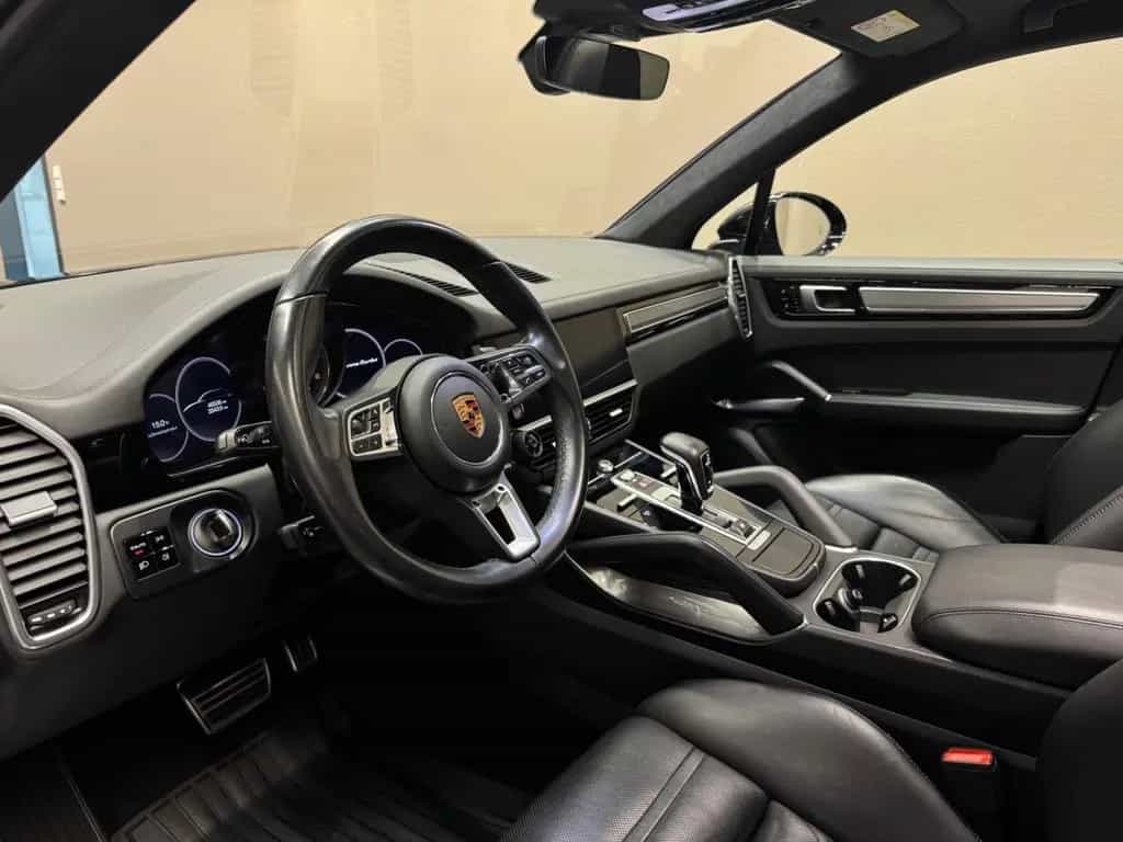Porsche Cayenne Turbo**APPROVED 02/2027**SPORT CHRONO+** 02/2019-photo-7