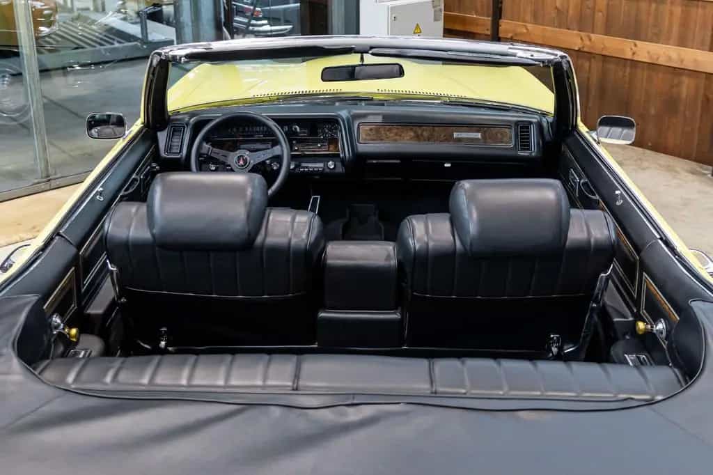 Pontiac Bonneville Cubic GM|Komplett restauriert 07/1970-photo-15