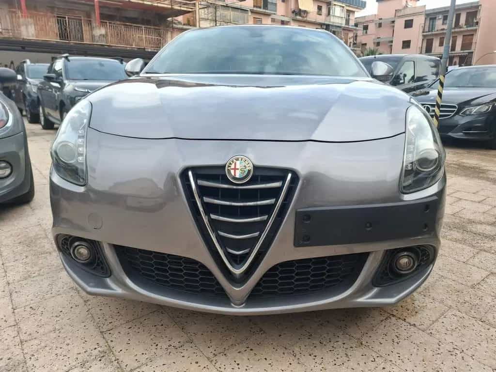 Alfa Romeo Giulietta - 1.6 JTD Sprint 2016 18 po 02/2016-photo-1