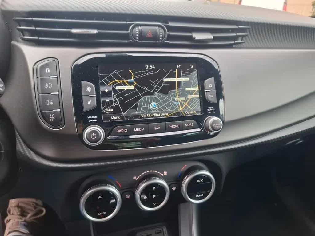 Alfa Romeo Giulietta - 1.6 JTD Sprint 2016 18 po 02/2016-photo-8