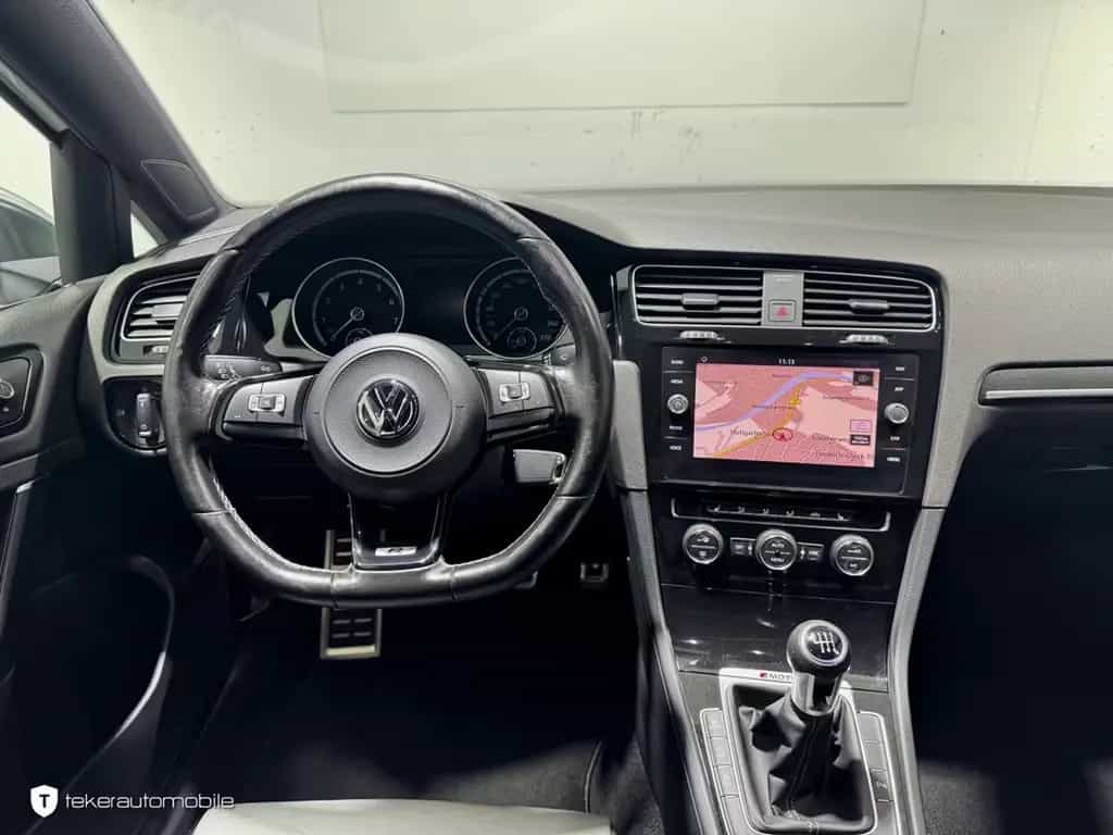 Volkswagen Golf VII 2.0 R 4Motion *LED*Leder*Navi*Schalter* 05/2017-photo-12