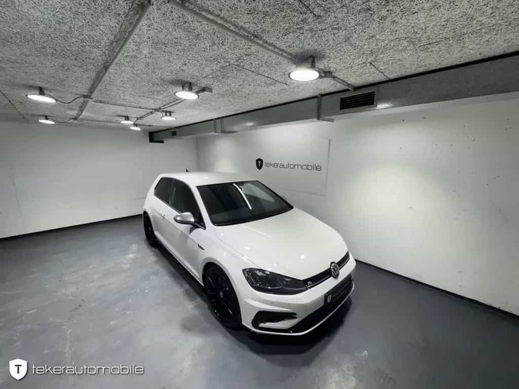 Volkswagen Golf VII 2.0 R 4Motion *LED*Leder*Navi*Schalter* 05/2017-photo-25