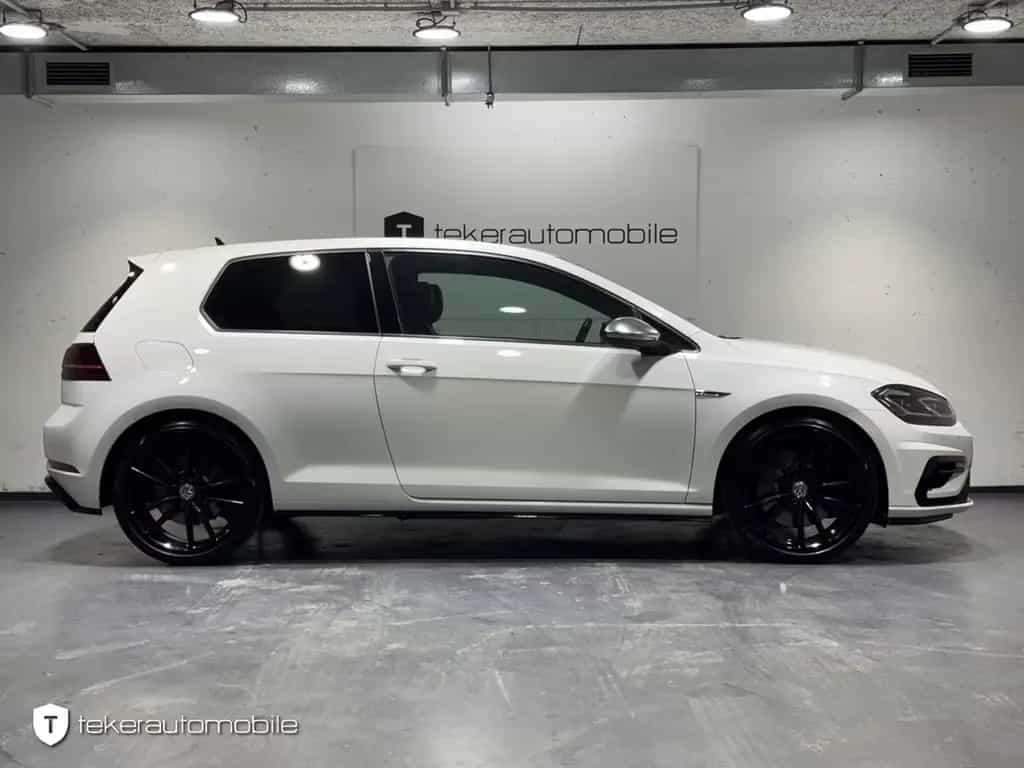Volkswagen Golf VII 2.0 R 4Motion *LED*Leder*Navi*Schalter* 05/2017-photo-26