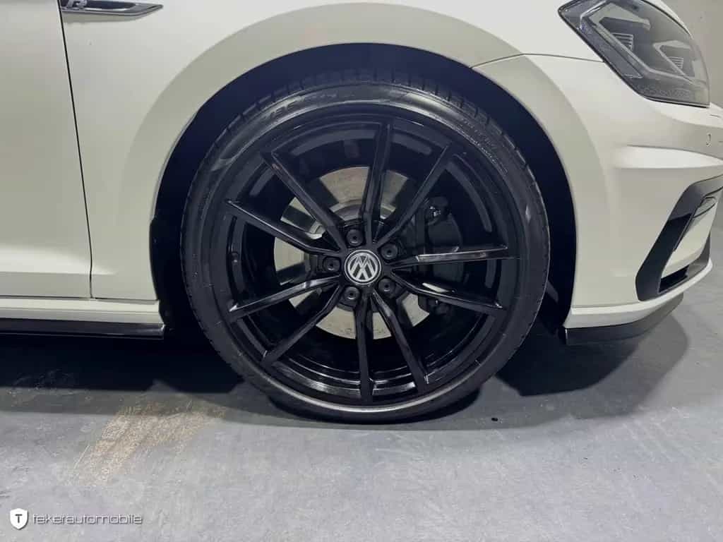 Volkswagen Golf VII 2.0 R 4Motion *LED*Leder*Navi*Schalter* 05/2017-photo-27