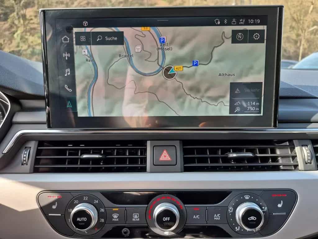 Audi A4 35 TFSI Standheizung MMI Navi Sitzheizung 02/2022-photo-11