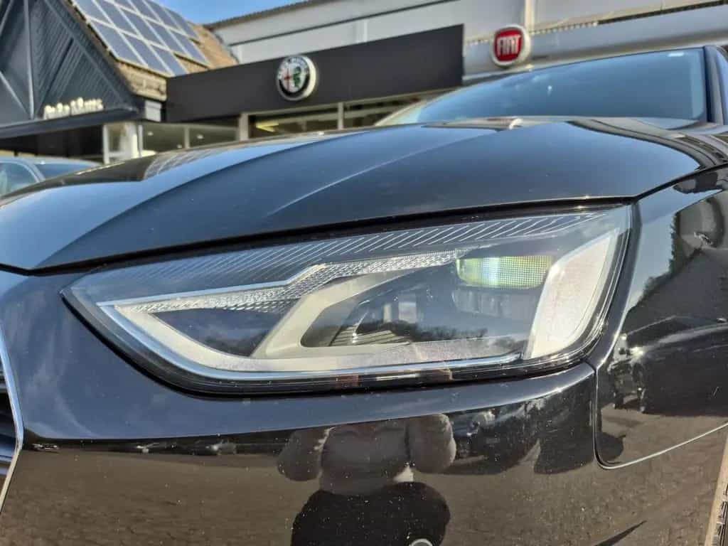 Audi A4 35 TFSI Standheizung MMI Navi Sitzheizung 02/2022-photo-17