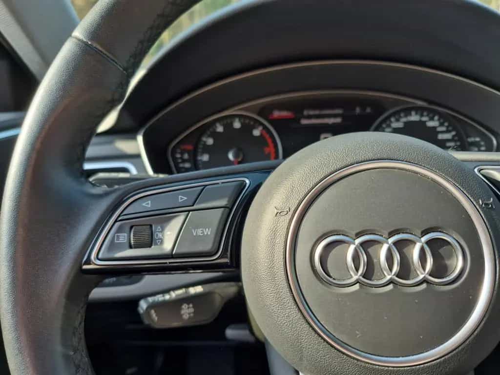 Audi A4 35 TFSI Standheizung MMI Navi Sitzheizung 02/2022-photo-18