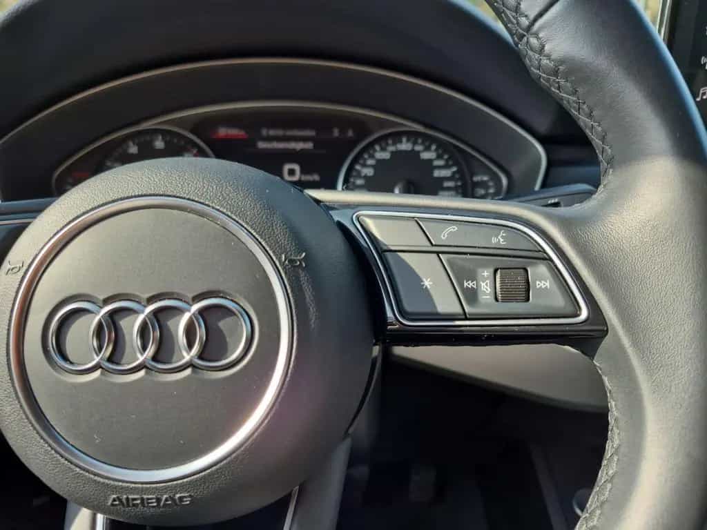 Audi A4 35 TFSI Standheizung MMI Navi Sitzheizung 02/2022-photo-19