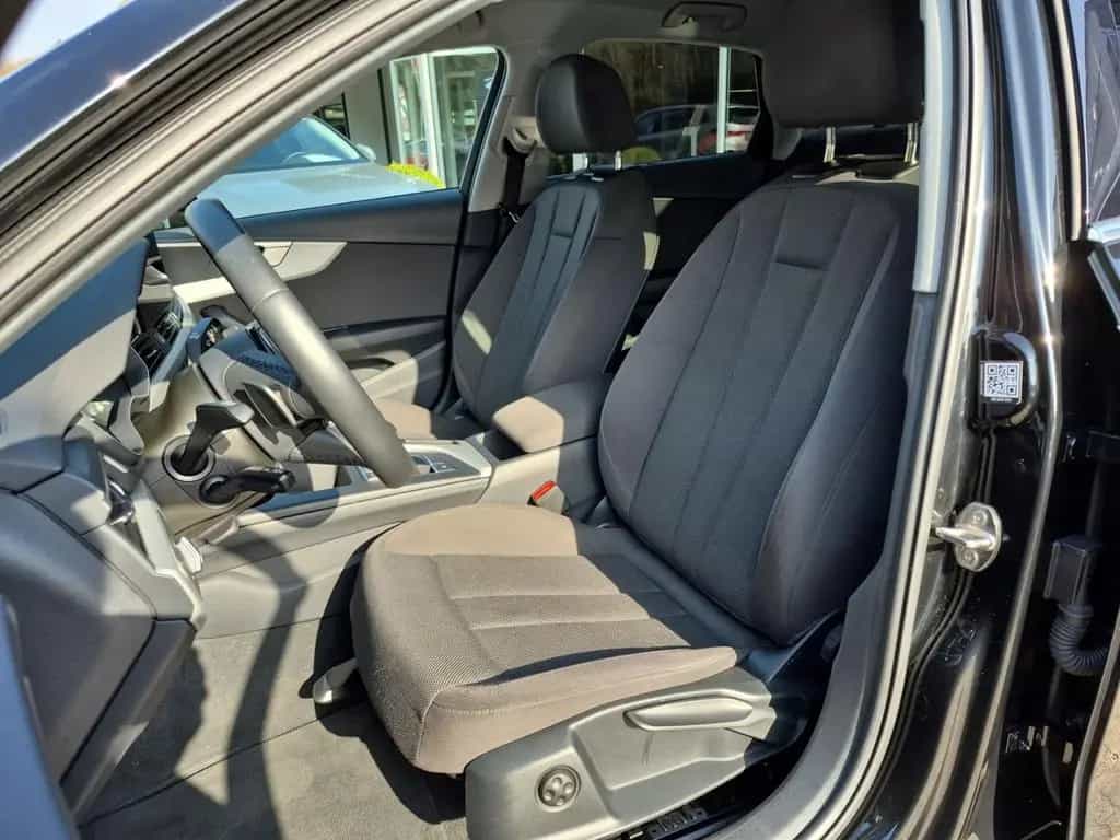 Audi A4 35 TFSI Standheizung MMI Navi Sitzheizung 02/2022-photo-6