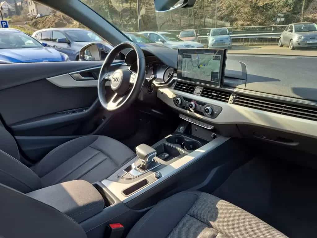 Audi A4 35 TFSI Standheizung MMI Navi Sitzheizung 02/2022-photo-7