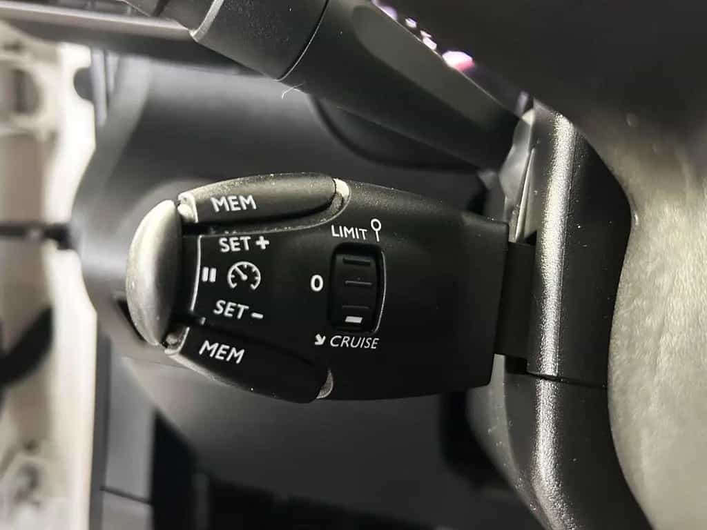 Citroën Berlingo Klima Behindertengerecht  3-Sitzer 10/2020-photo-17