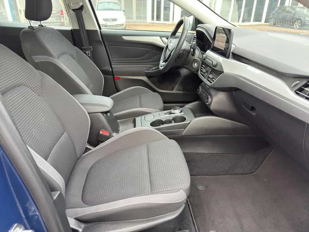 Ford Focus Cool & Connect*CARPLAY*1HAND*PDC*NAVI* 04/2019-photo-16