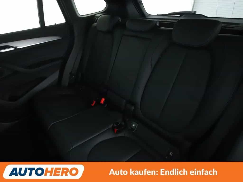 BMW X1 xDrive 20i M Sport Aut.*NAVI*LED*HUD*TEMPO* 07/2019-photo-12