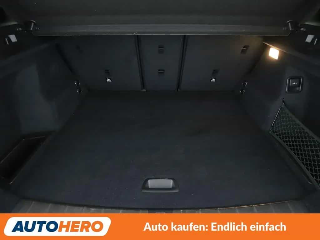 BMW X1 xDrive 20i M Sport Aut.*NAVI*LED*HUD*TEMPO* 07/2019-photo-16
