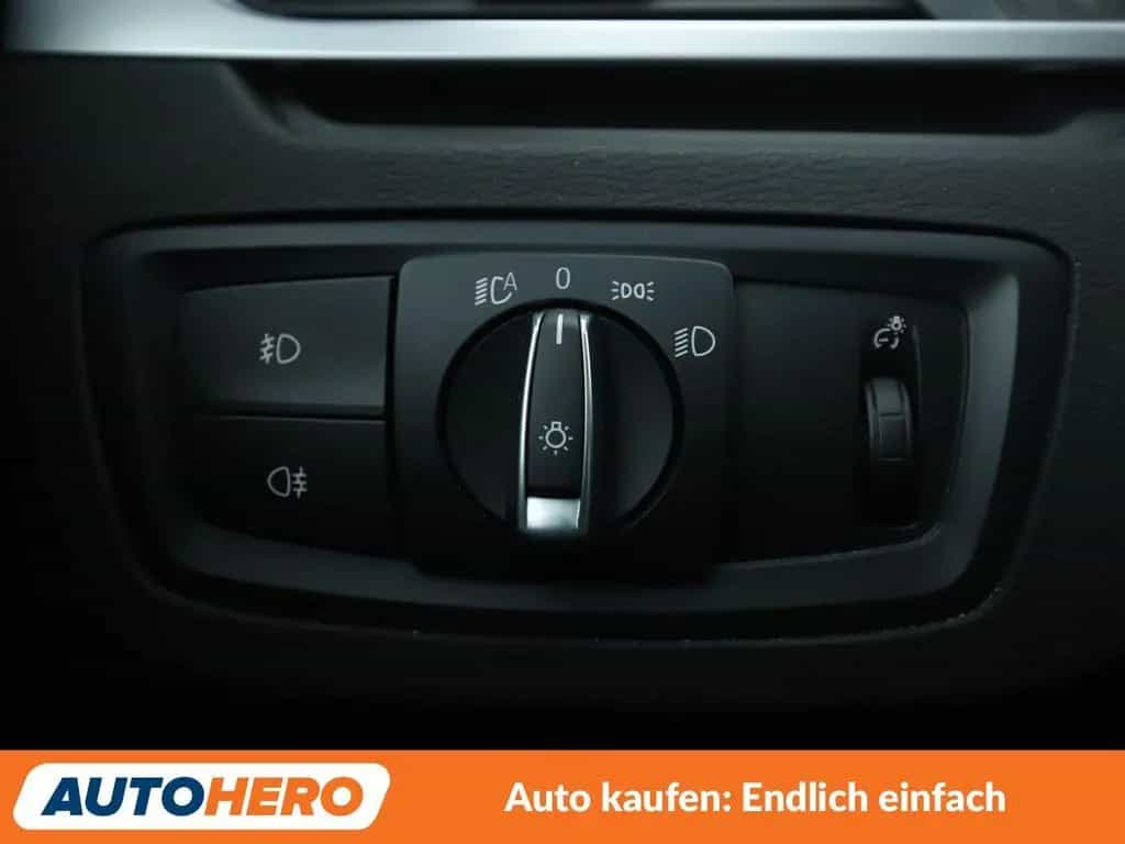 BMW X1 xDrive 20i M Sport Aut.*NAVI*LED*HUD*TEMPO* 07/2019-photo-24