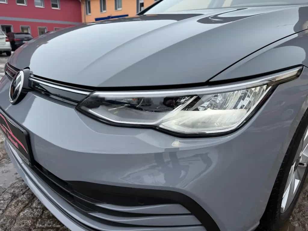 Volkswagen Golf VIII 1.5 TSI Life LED Navi CarPlay Virtual 08/2020-photo-10