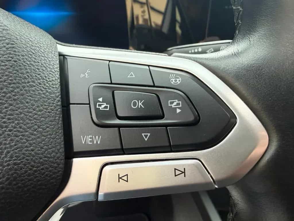 Volkswagen Golf VIII 1.5 TSI Life LED Navi CarPlay Virtual 08/2020-photo-27