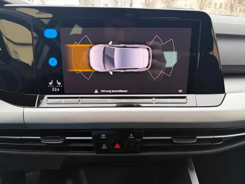 Volkswagen Golf VIII 1.5 TSI Life LED Navi CarPlay Virtual 08/2020-photo-30